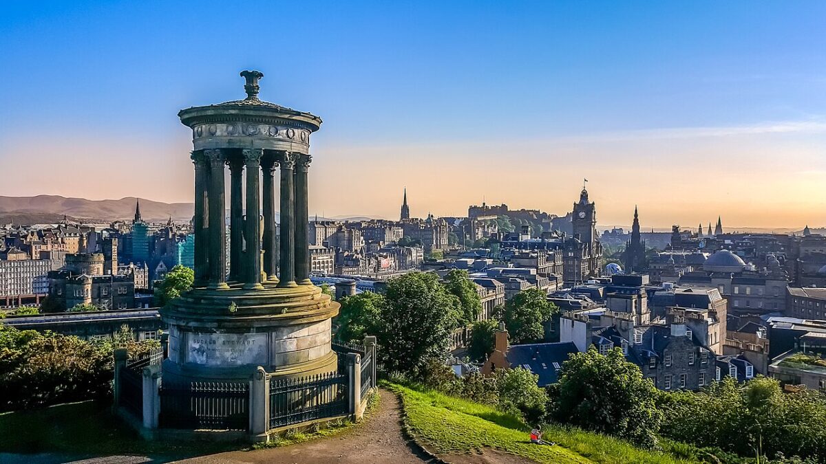 Edinburgh, United Kingdom - Travel Guide