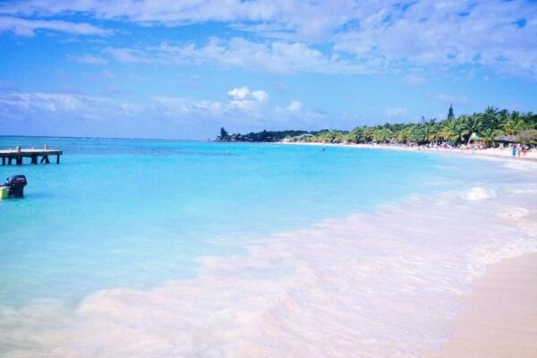 Roatan, Honduras - Travel Guide